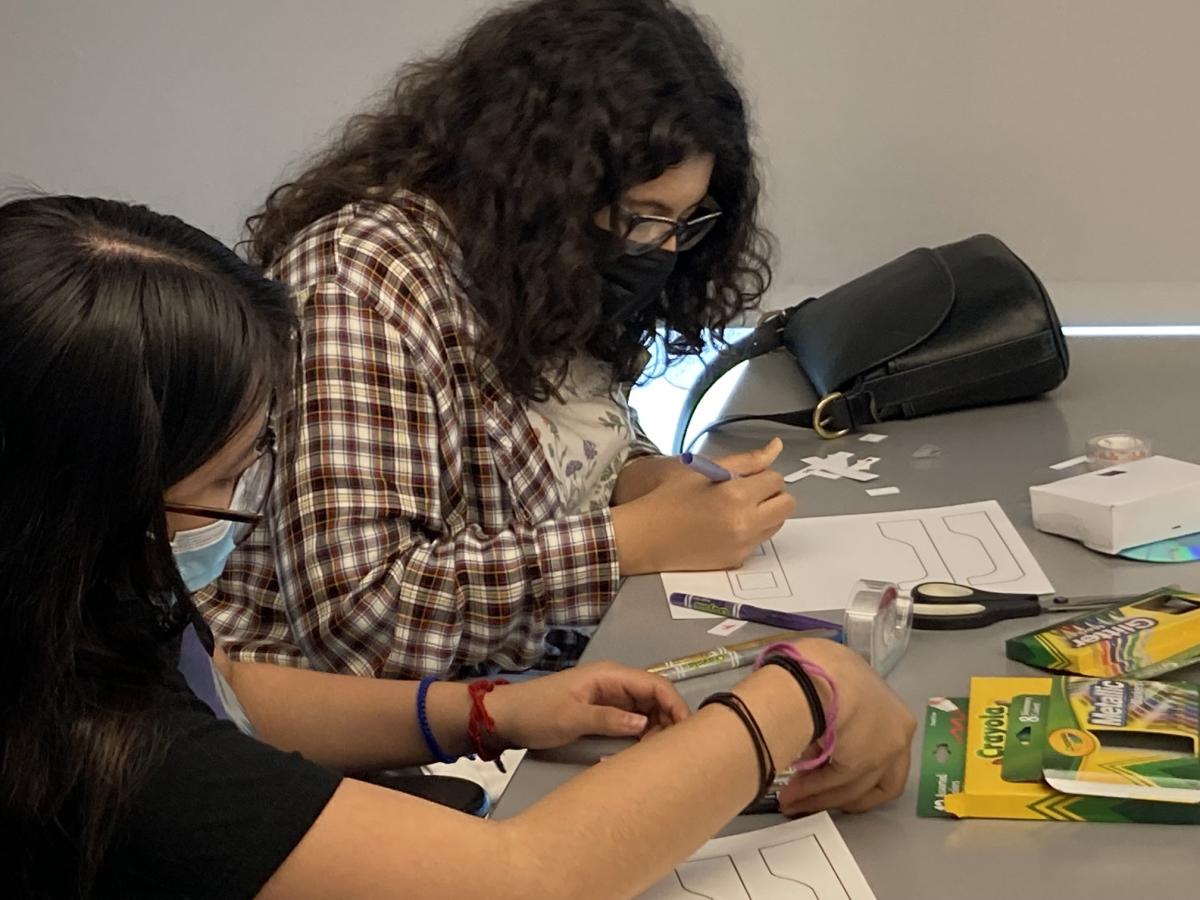 Students from Girls Inc. build spectrometers and 'super cool shades'.